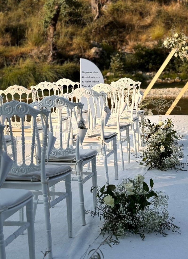 Vende dasmash si në përralla në Shqipëri